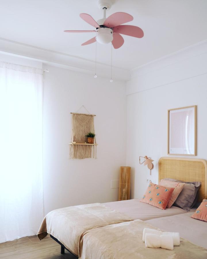 Bright And Modern Apartment In Bilbao City Center エクステリア 写真